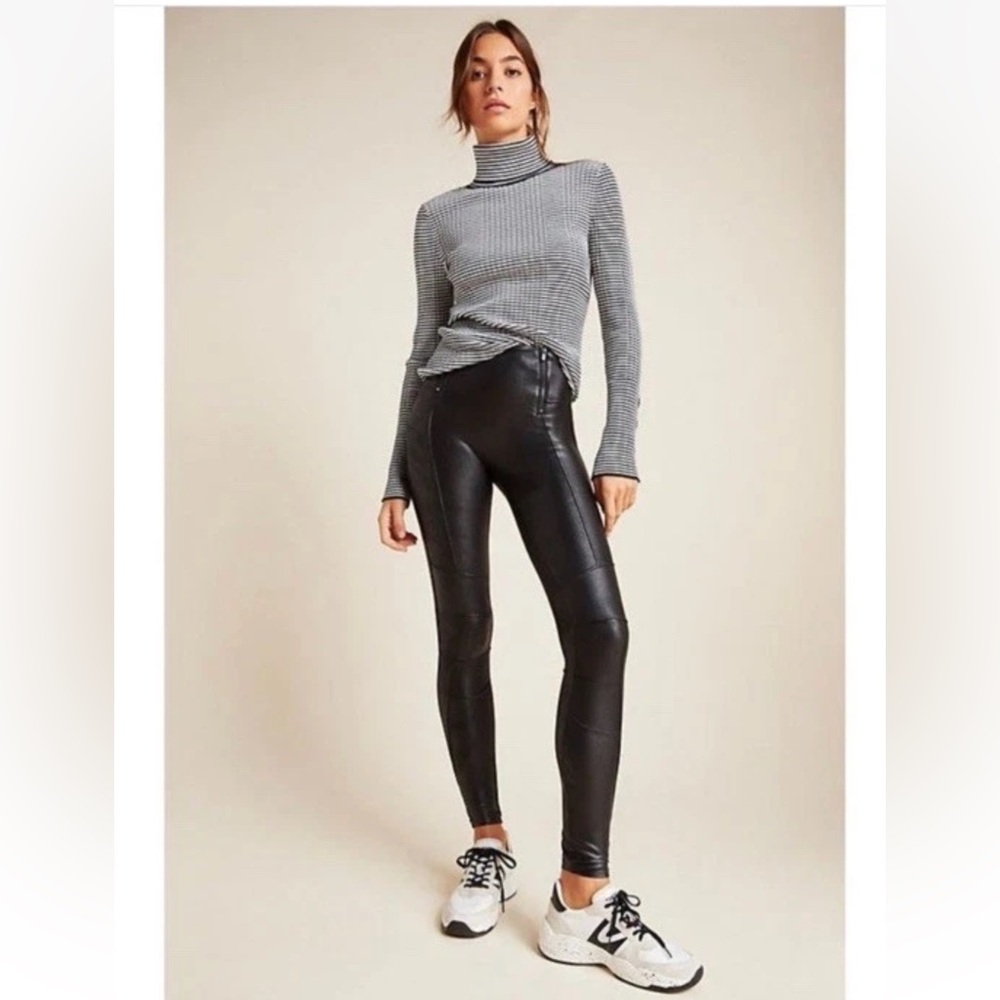 Spanx Faux Leather Hip Zip Women’s Black Leggings Size M